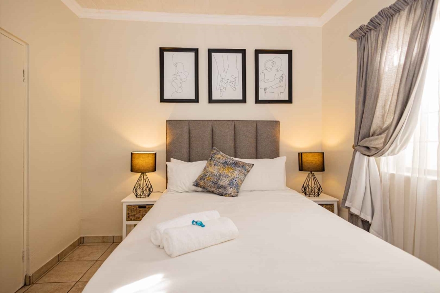 To Let 1 Bedroom Property for Rent in Oakdale Western Cape